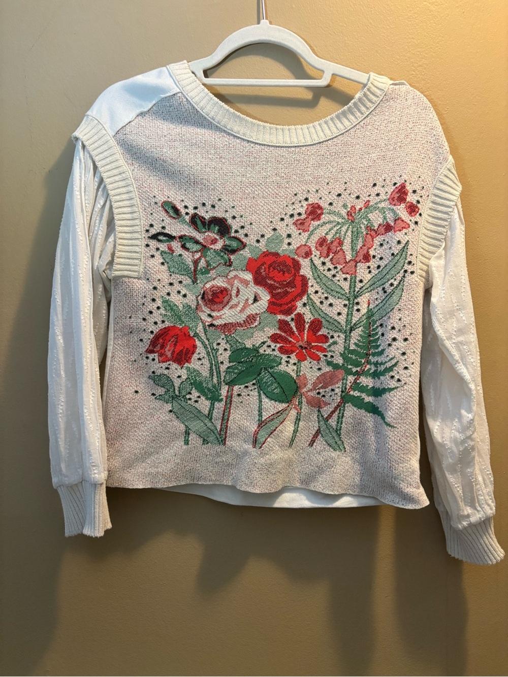 Floral Embroidered White & Pink Women's Sweater overlayed sleeves sz Xs